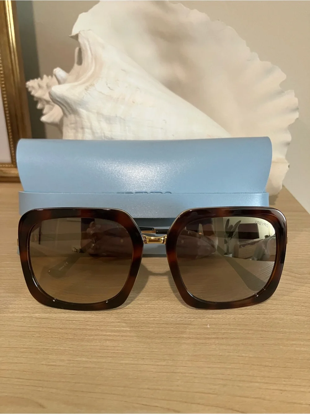 NEW FREYRS Lulu Tortoiseshell Square Sunglasses - Brown